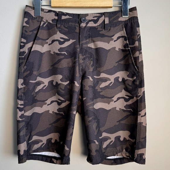 MICROS‎ Boy's 10 Army Camo Lightweight Performance Shorts Casual Outdoor - Picture 1 of 13